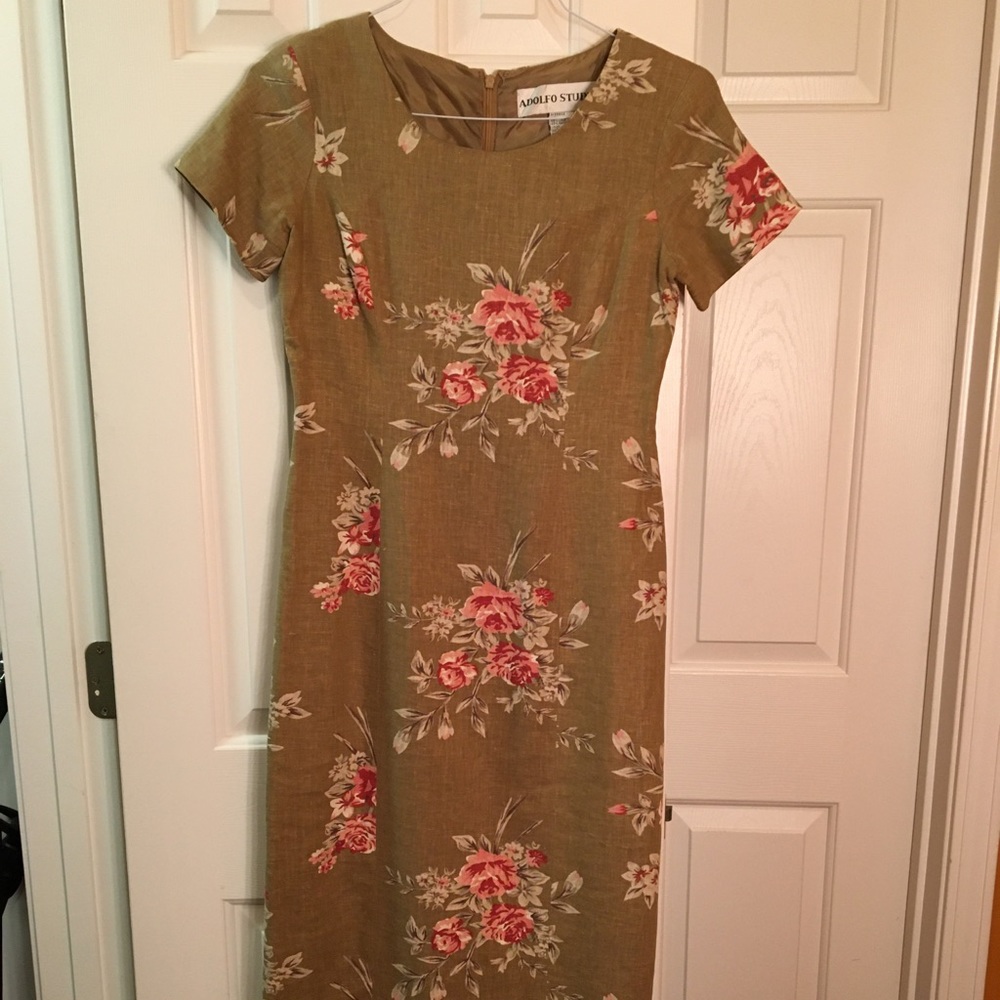 🔥 FIRE FLASH Celebration Weekend SALE!! 
- Adolfo Studio linen dress